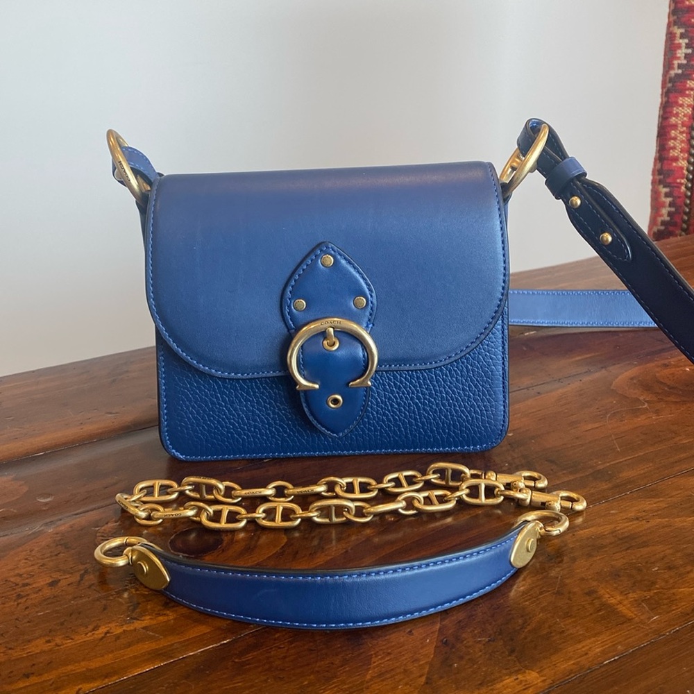 Coach Beat Bag Deep Blue Like New